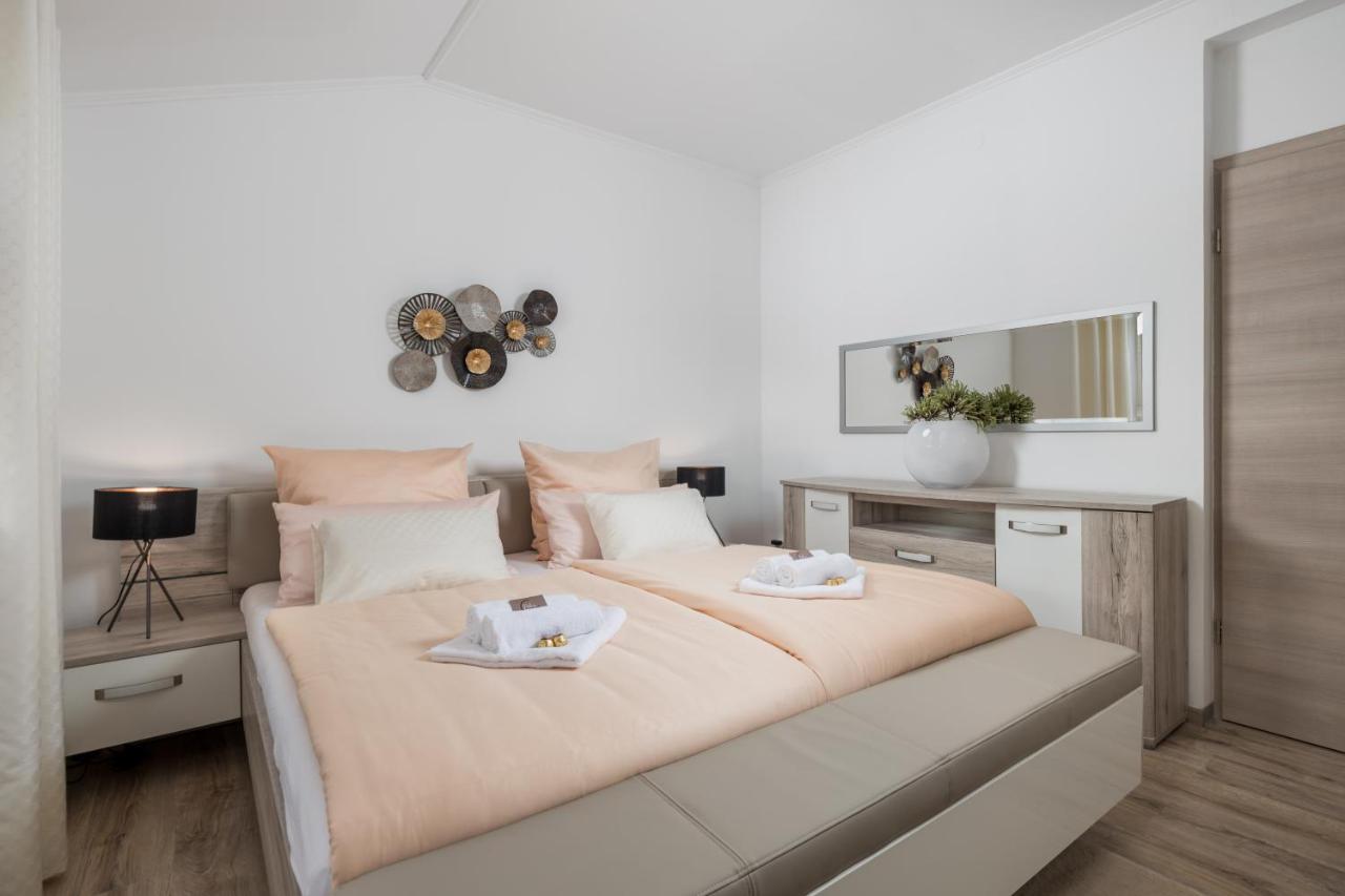 Nobis Apartment Rijeka Exterior photo
