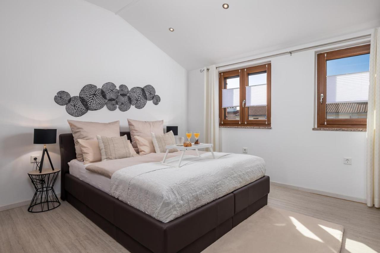 Nobis Apartment Rijeka Exterior photo