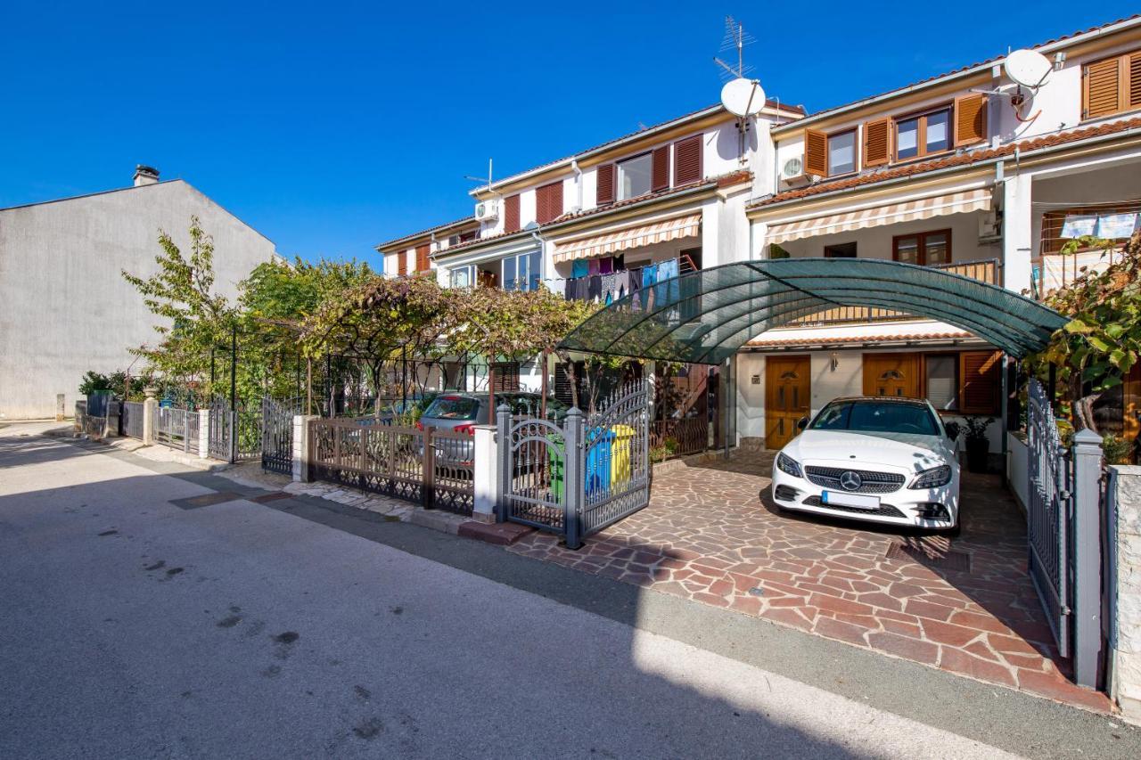 Nobis Apartment Rijeka Exterior photo